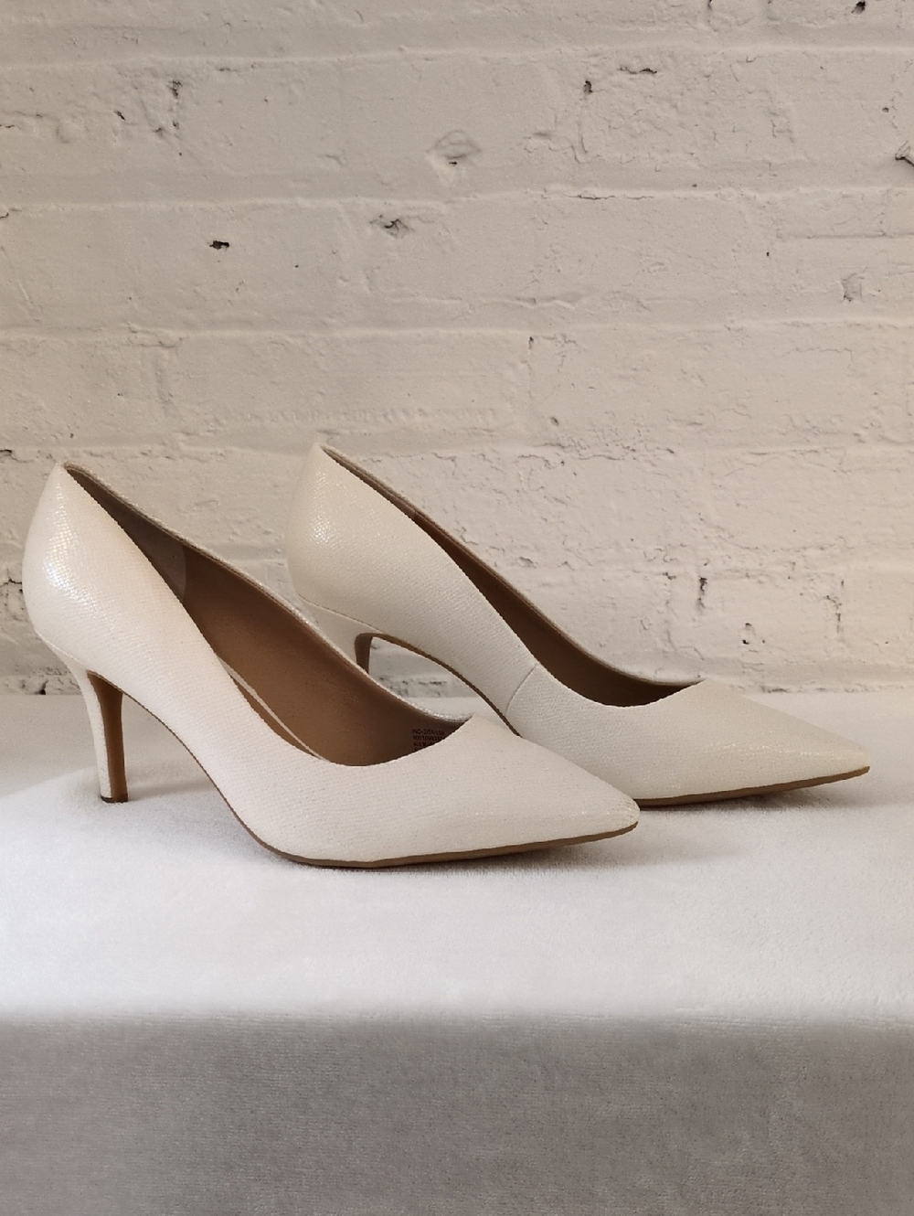 International Concepts White Snakeskin Classic Pointed-Toe Stiletto Pumps NWOT